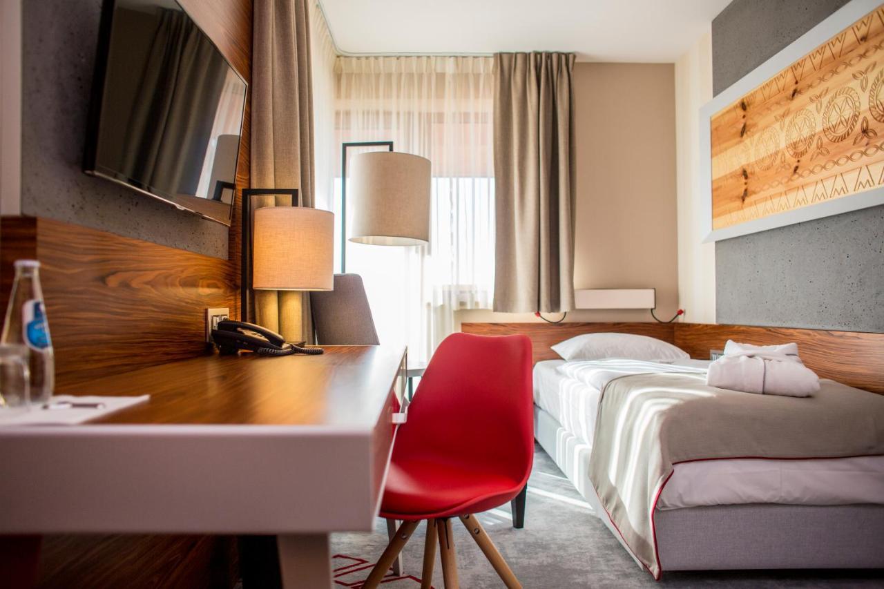 Hotel Kopieniec Fizjo- Med & Spa ムジャシフレ エクステリア 写真