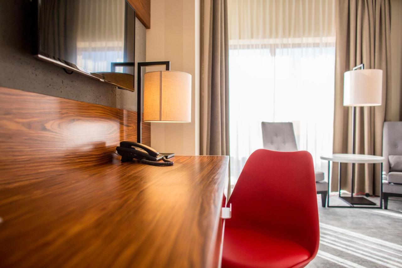 Hotel Kopieniec Fizjo- Med & Spa ムジャシフレ エクステリア 写真