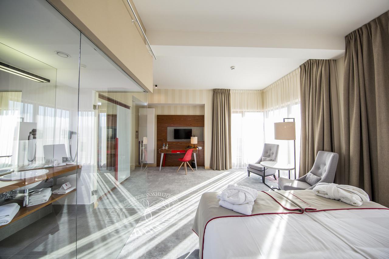 Hotel Kopieniec Fizjo- Med & Spa ムジャシフレ エクステリア 写真