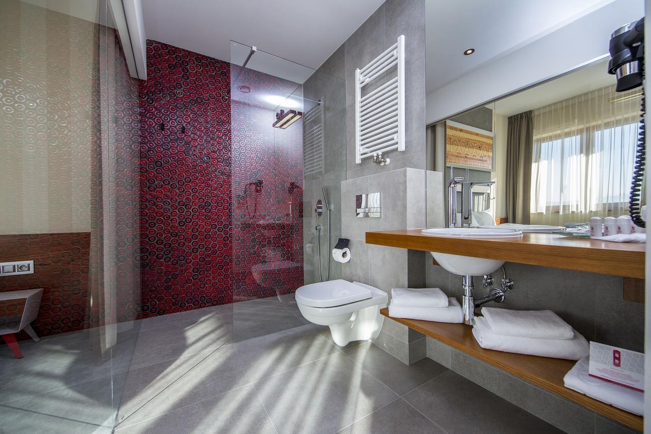 Hotel Kopieniec Fizjo- Med & Spa ムジャシフレ エクステリア 写真